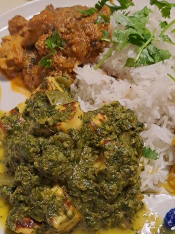 spinach and cheese curry with dhaba chicken