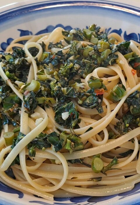 Black kale and broccolini pasta